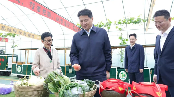 姜冬冬到海陵区专题调研学习教育开展情况
